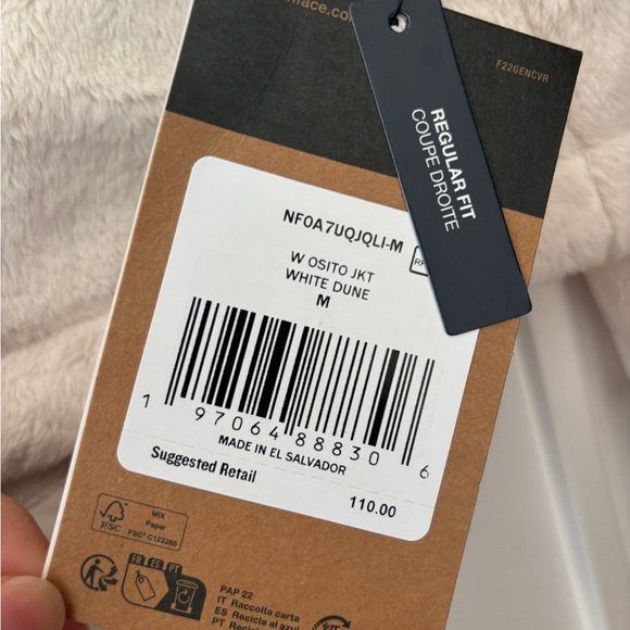 NWT The North Face Off-White Fleece Jacket Osito Cream M Fluffy - Picture 3 of 7